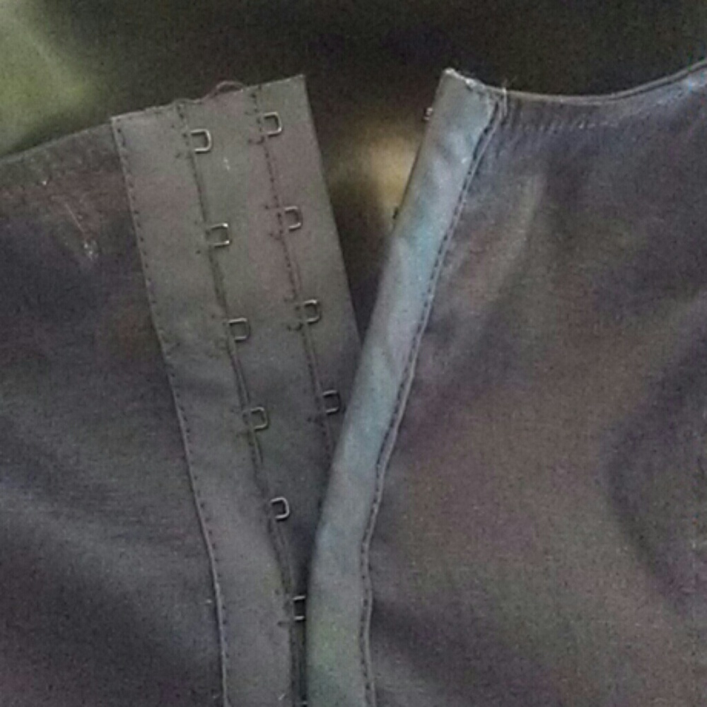Bustier - Picture 5 of 5